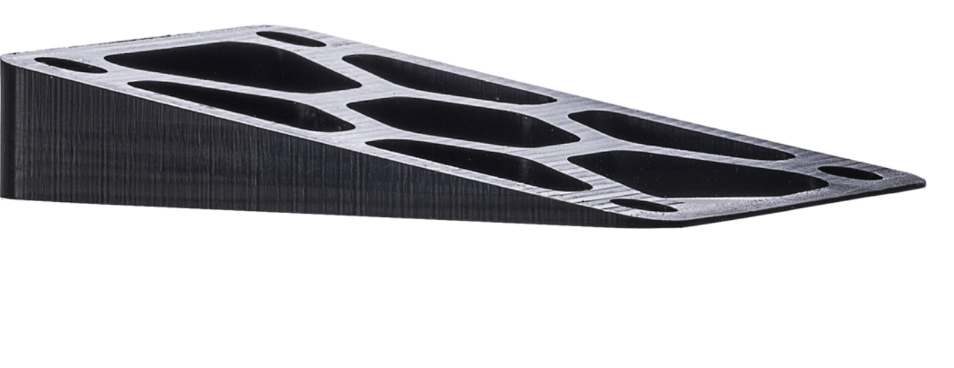 Seismic: ANGLED TRUCK RISERS - MUIRSKATE